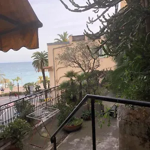 Appartamento Casa In Costa Azzurra
