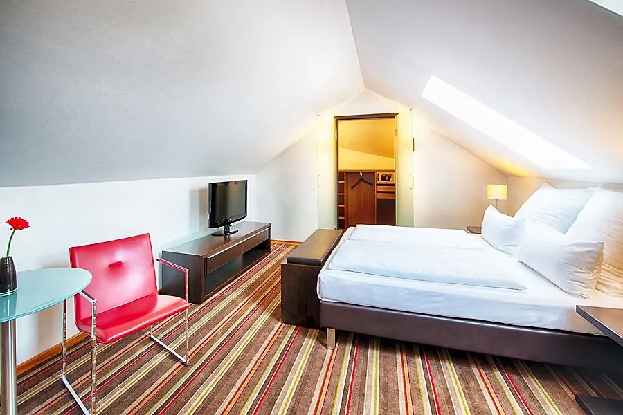 Leonardo Hotel Muenchen City West 4*, Munich